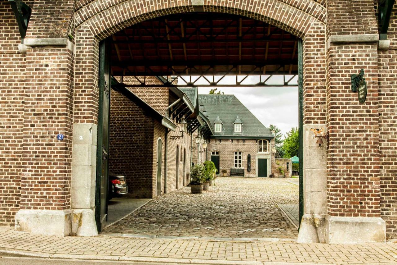 B & B Kasteelhoeve Borgharen - ماسترخت المظهر الخارجي الصورة